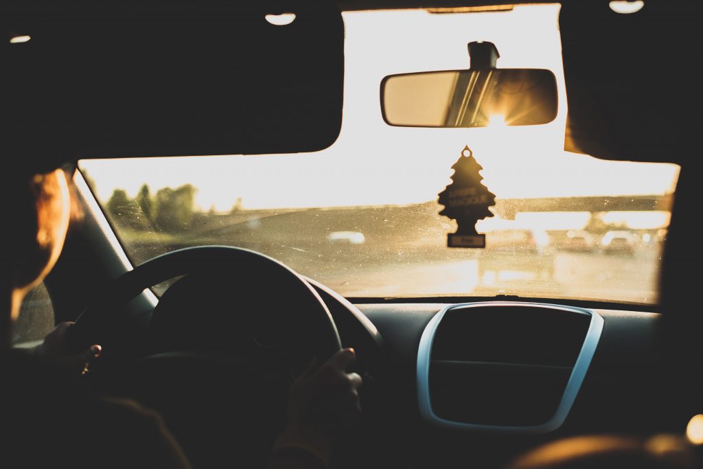 How to Avoid Distracted Driving on Your Next Road Trip