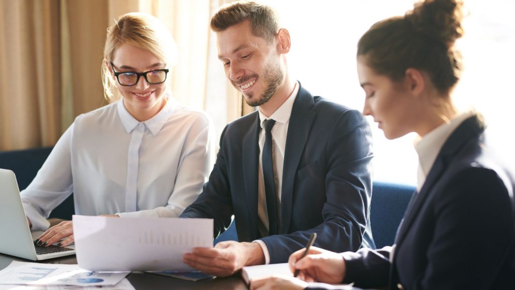 an insurance broker working with a business